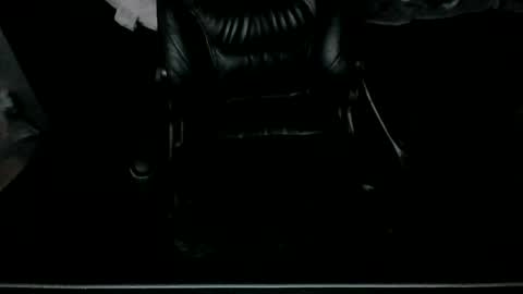 Snapshot of thssguy32 chatting on 16, 11, 2025 thssguy32 online show from 16, 11, 2025