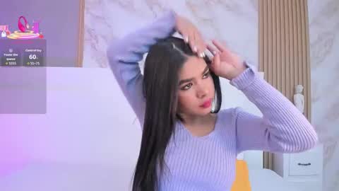 tianaglow4 online show from 4, 10, 2025