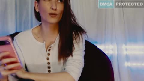 Snapshot of tiannarae chatting on 4, 1, 2025 TIANNA online show from 4, 1, 2025