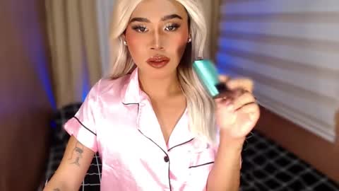 Sam online show from 16, 10, 2025