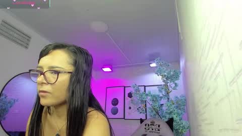 Tiara  online show from 11, 1, 2026