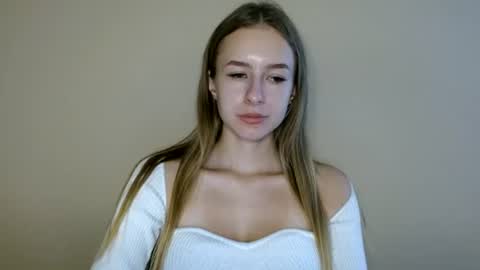 Snapshot of tiarasmile chatting on 24, 7, 2026 Tiara online show from 24, 7, 2026