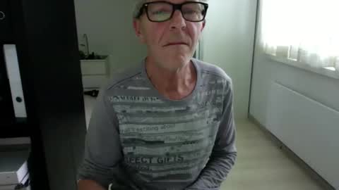 tiburzio online show from 11, 9, 2025