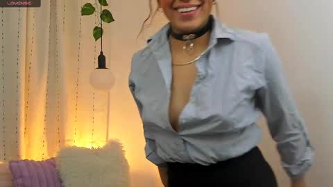 Tiffany online show from 6, 3, 2025