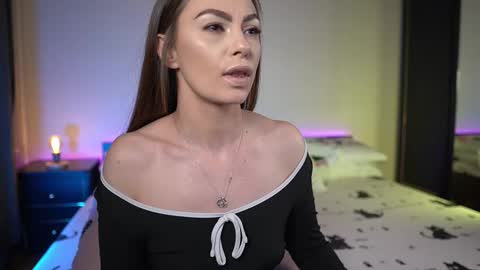 Tiffany online show from 8, 3, 2026