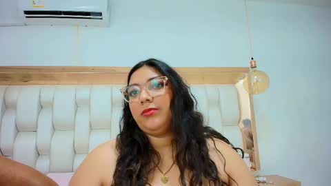 Tiffany and Stacy online show from 14, 2, 2026