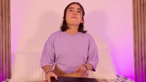 Snapshot of tiffany__starr_ chatting on 4, 11, 2025 Tiffany online show from 4, 11, 2025