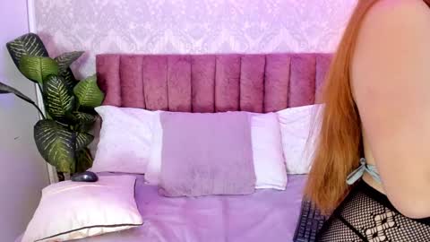 Tiffany Becker online show from 22, 1, 2025