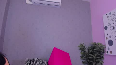 tiffany_mendez online show from 11, 4, 2026