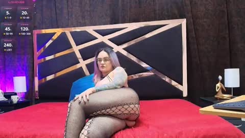 tiffanyandclark online show from 24, 11, 2025