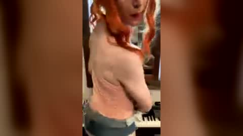 tiffanycase384727 online show from 19, 6, 2026