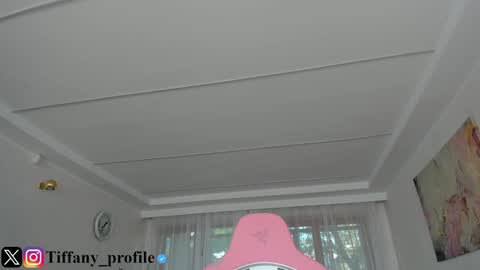 Tiffany Houston online show from 24, 10, 2025