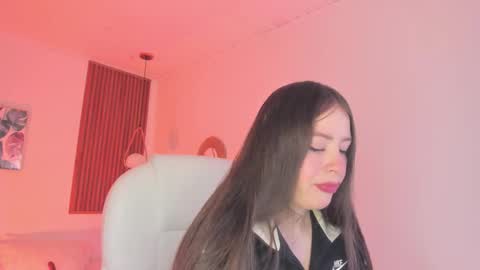 Tiffany online show from 21, 11, 2025