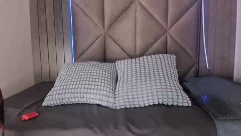 Tiffany  online show from 20, 9, 2025