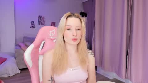 Tiffany online show from 15, 12, 2025