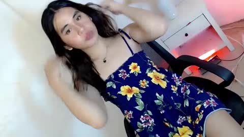 tight_bonita online show from 5, 3, 2025