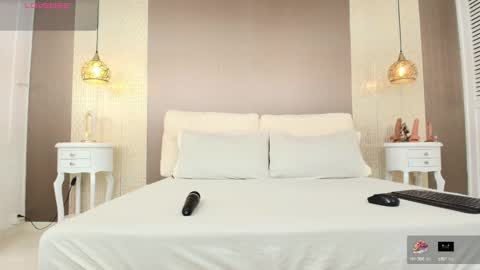 T I F F A N Y online show from 16, 9, 2025