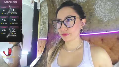 TILA TEQUILA online show from 8, 3, 2025