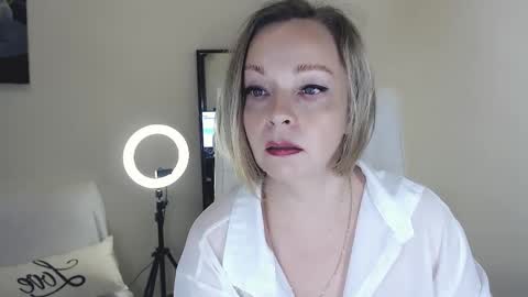 Tilly online show from 2, 3, 2025