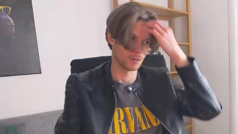 ask me online show from 28, 11, 2025