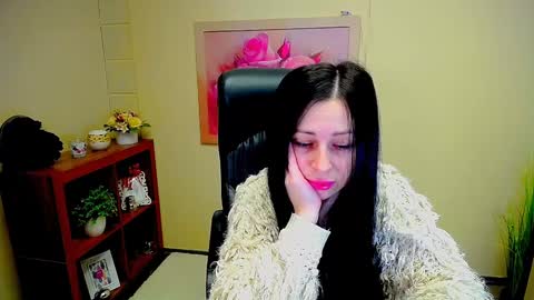 Luisa online show from 4, 2, 2025