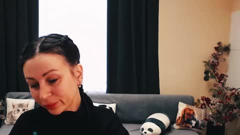 Luisa online show from 24, 2, 2025