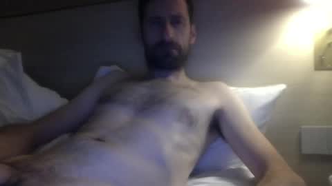 itsjustashotaway online show from 18, 5, 2026