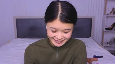 tina__kim online show from 9, 12, 2024