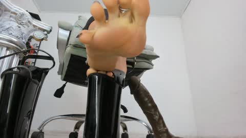 mistressTina online show from 3, 12, 2024