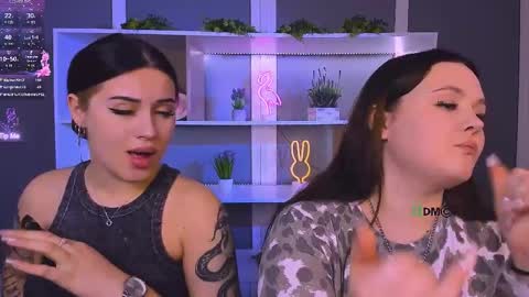 tina_golden1 online show from 7, 4, 2026