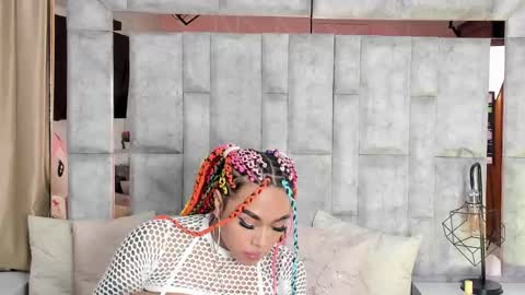 Snapshot of tina_noa chatting on 8, 10, 2025 Tina noa online show from 8, 10, 2025