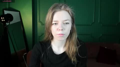 tina_tayllor__ online show from 3, 3, 2026