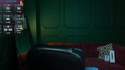 Snapshot of tina_tayllor__ chatting on 6, 5, 2026 tina_tayllor__ online show from 6, 5, 2026