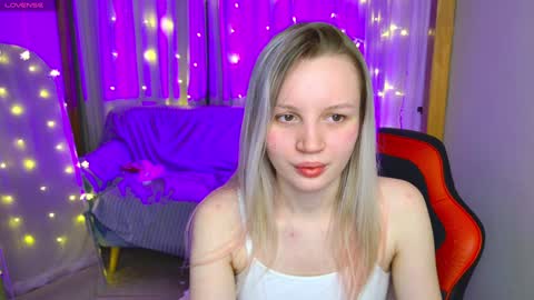 tinasiner online show from 1, 1, 2025