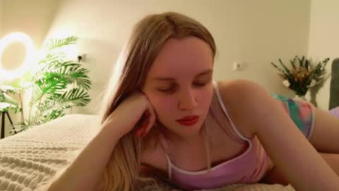 Snapshot of tinasiner chatting on 26, 4, 2026 tinasiner online show from 26, 4, 2026