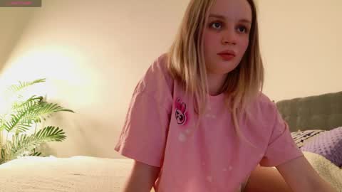 Snapshot of tinasiner chatting on 9, 5, 2026 tinasiner online show from 9, 5, 2026