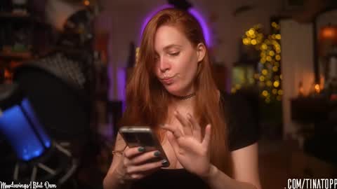 Snapshot of tinatopp chatting on 12, 10, 2025 Tina -  online show from 12, 10, 2025