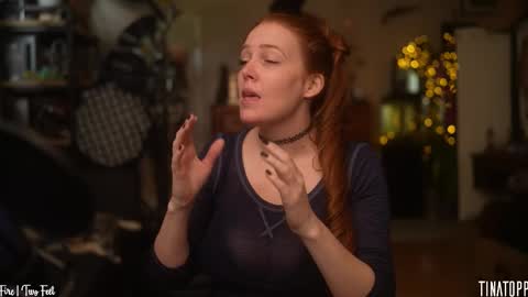Snapshot of tinatopp chatting on 23, 10, 2025 Tina -  online show from 23, 10, 2025