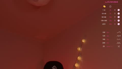 Polly online show from 4, 3, 2025