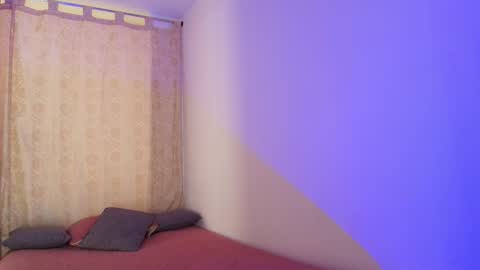 TINNY AND CANDY online show from 8, 2, 2026