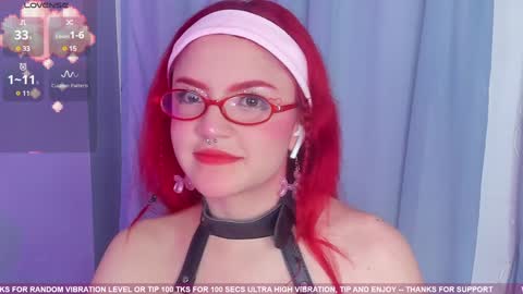 Snapshot of tiny__emmy chatting on 23, 1, 2025 Emmy blue berry1 online show from 23, 1, 2025
