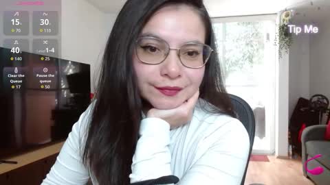 Tiny Caroline online show from 15, 1, 2026