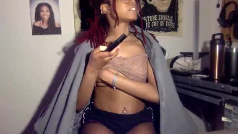 Snapshot of tiny_cupcake2 chatting on 8, 3, 2026 cupcake online show from 8, 3, 2026