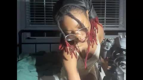 Snapshot of tiny_cupcake2 chatting on 7, 4, 2026 cupcake online show from 7, 4, 2026