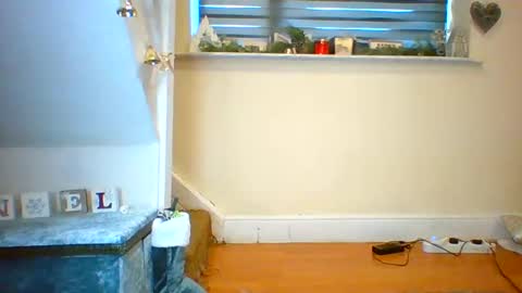 Snapshot of tinyasian911718 chatting on 16, 12, 2024 Tinyasian911718 sweetinyasian instagram online show from 16, 12, 2024