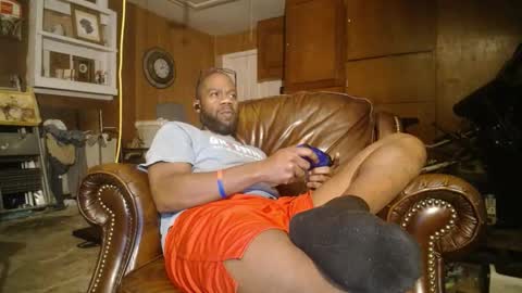 tinycock_1979 online show from 28, 10, 2025