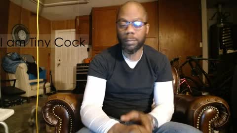 tinycock_1979 online show from 19, 4, 2026