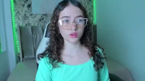 tinysophi online show from 12, 6, 2026