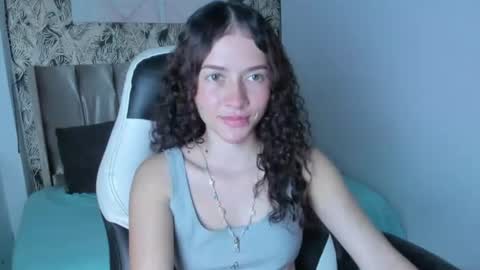 tinysophi online show from 5, 7, 2026