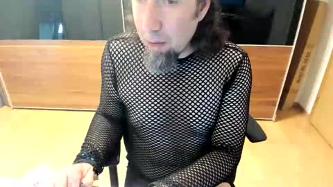 Snapshot of tirolerboy27 chatting on 1, 6, 2026 Tirolerboy27 online show from 1, 6, 2026